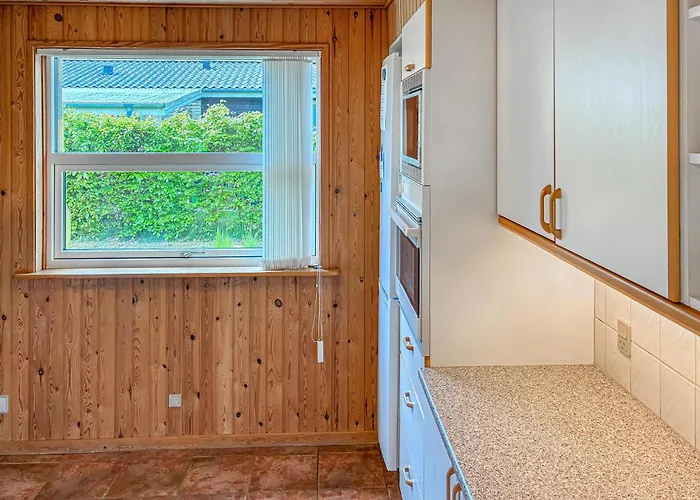 Prázdninový dům Awesome In Vaeggerlose With Wifi *